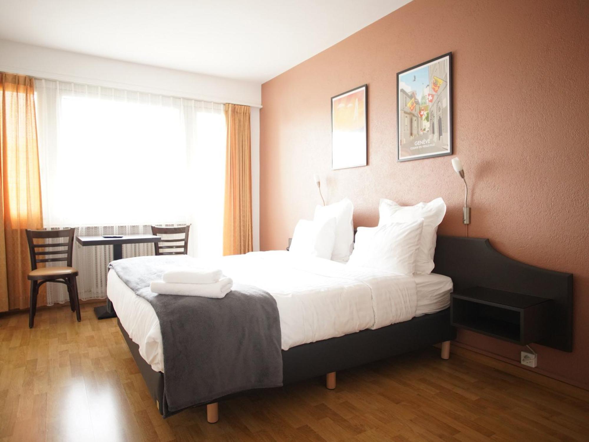 Primadom Aparthotel เจนีวา ภายนอก รูปภาพ