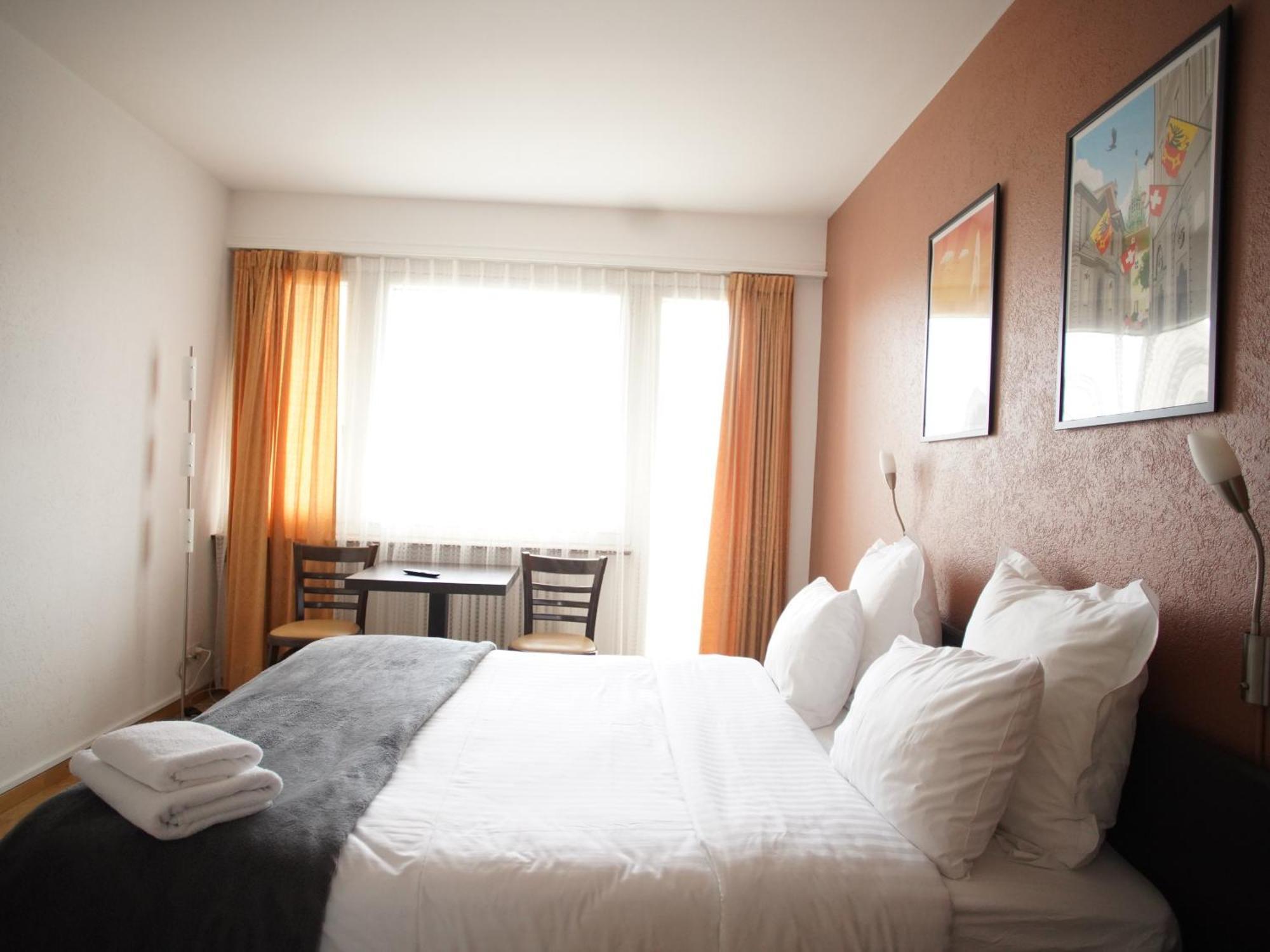 Primadom Aparthotel เจนีวา ภายนอก รูปภาพ